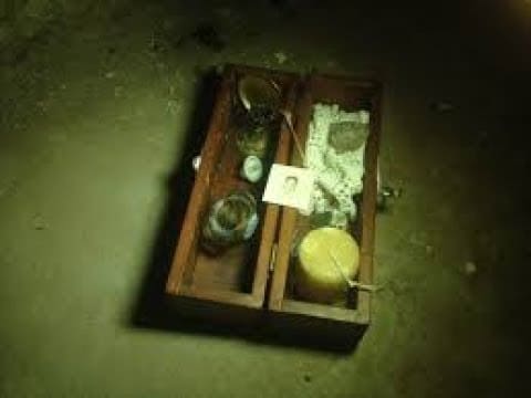 the dybbuk box contents
